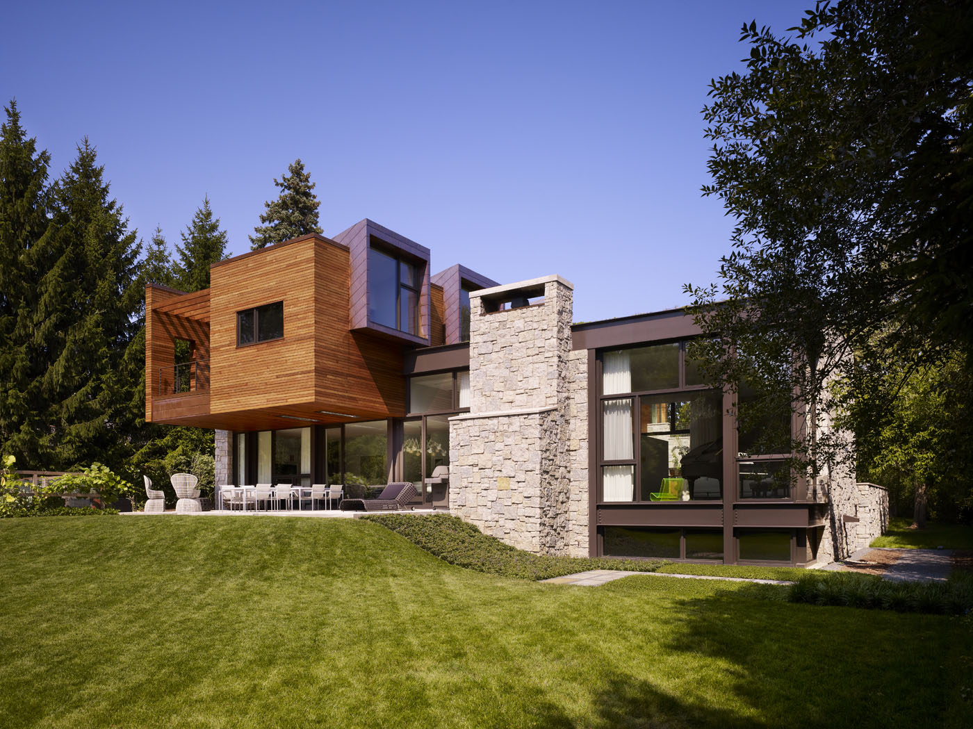 Highland Park Residence | Goldberg General Contracting Inc